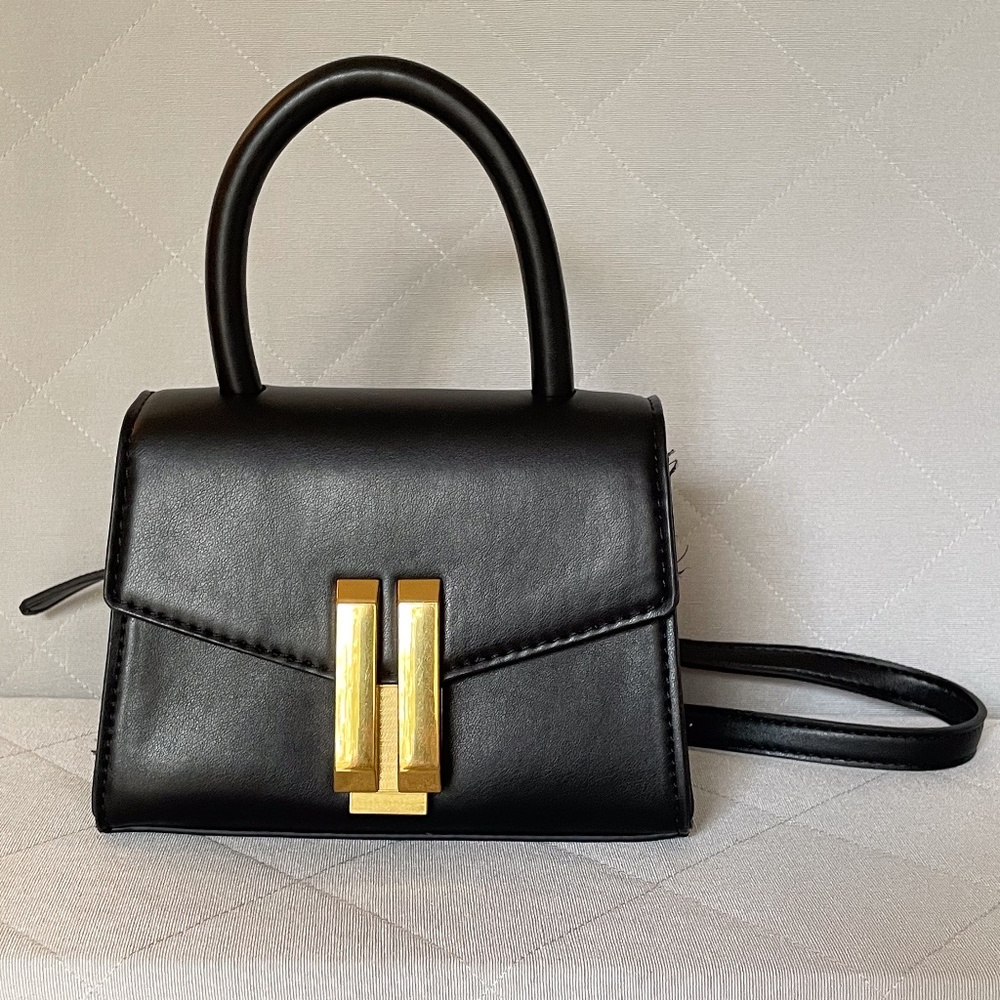 BCBG Top Handle Cross Body Bag - Vegan Leather - New Condition - Picture 3 of 12